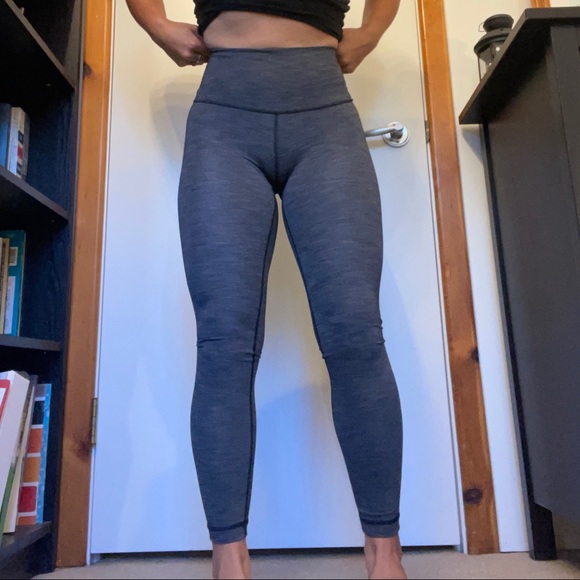 Lululemon Full on Luxtreme 7/8 Legging - Picture 1 of 2